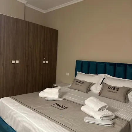 New Bazaar Area, Modern 1br, Private Parking, Ines 地拉那