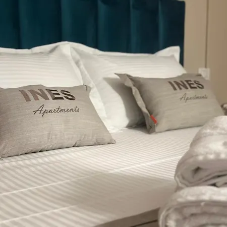 New Bazaar Area, Modern 1br, Private Parking, Ines 公寓 *